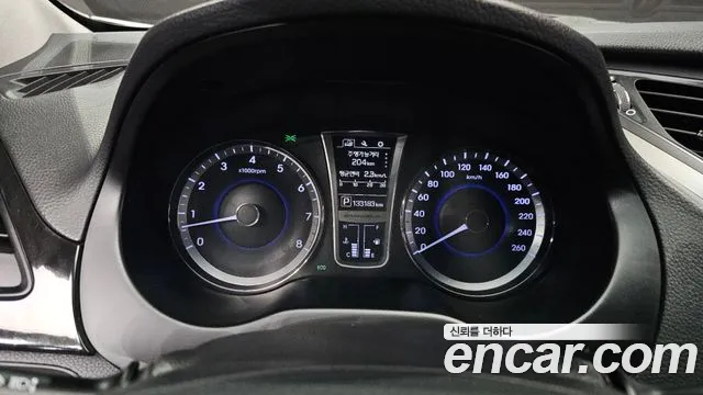 Hyundai Grandeur 2016 thumb 4