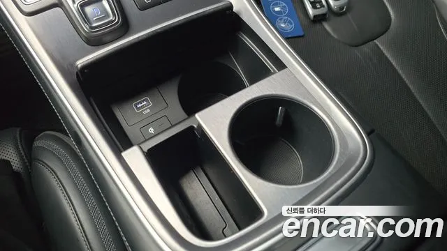 Hyundai Santa Fe 2020 thumb 8