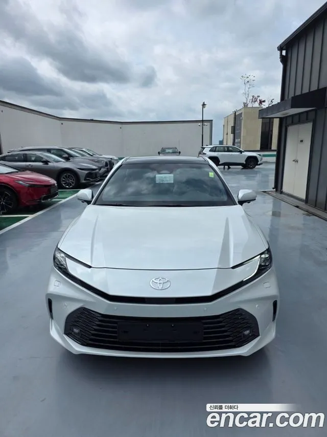 Toyota Camry 2026 thumb 6