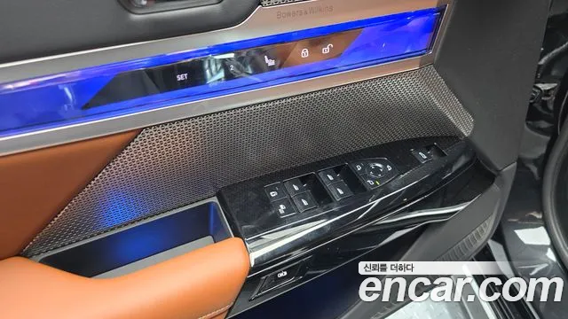 BMW 7 серии 2025 thumb 3