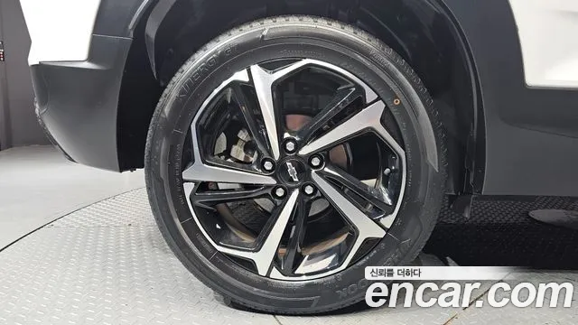 Chevrolet TrailBlazer 2021 thumb 3