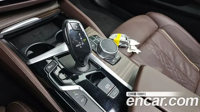 BMW 5 серии 2017 thumb 3