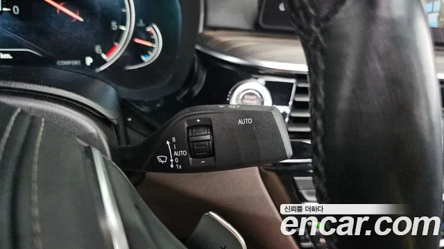 BMW 5 серии 2017 thumb 7