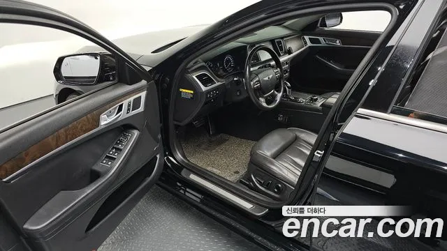 Hyundai Genesis 2014 thumb 2