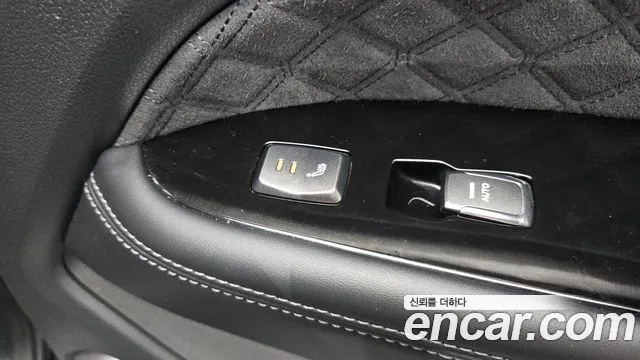 KG_Mobility_Ssangyong Rexton 2021 thumb 8