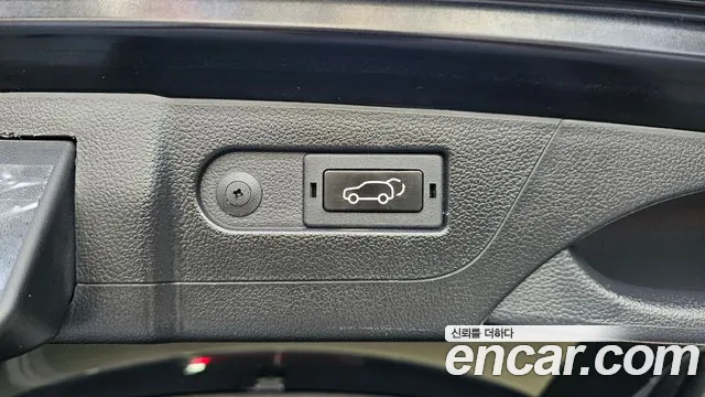 KG_Mobility_Ssangyong Rexton 2021 thumb 2