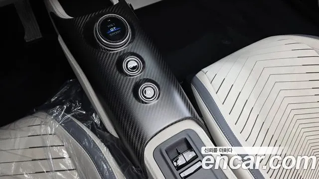 Maserati MC20 2023 thumb 4