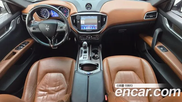 Maserati Ghibli 2016 thumb 6