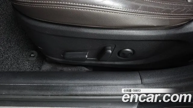 Hyundai Grandeur 2017 thumb 9