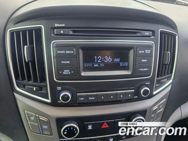 Hyundai Starex 2016 thumb 10