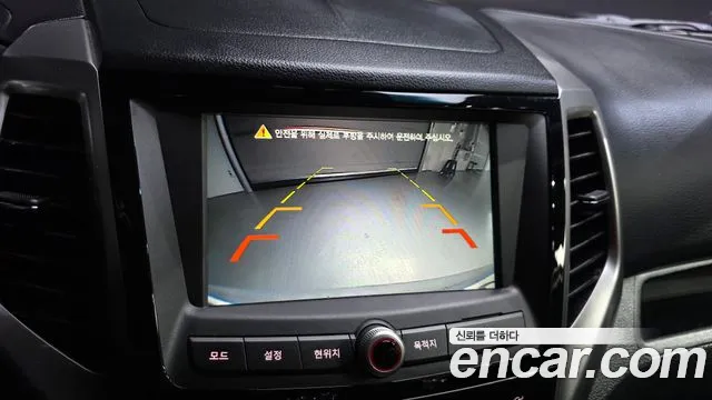KG_Mobility_Ssangyong TIBOLI 2015 thumb 8