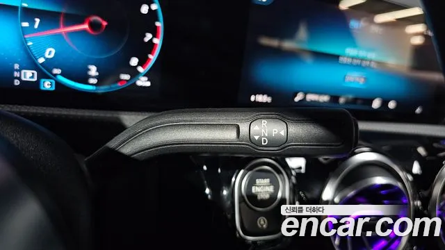 Mercedes-Benz A-Класс 2022 thumb 4