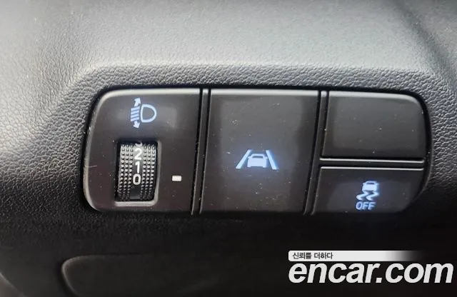 Hyundai Avante 2020 thumb 8