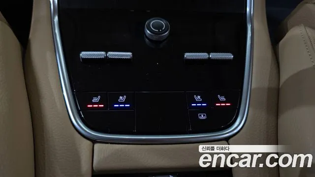 Porsche Panamera 2020 thumb 9