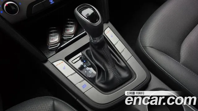 Hyundai Avante 2017 thumb 7