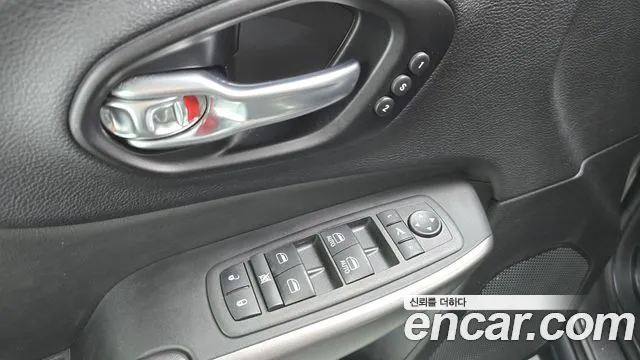 Jeep Cherokee 2022 thumb 9