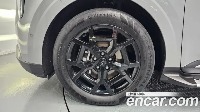 Kia Carnival 2024 thumb 12