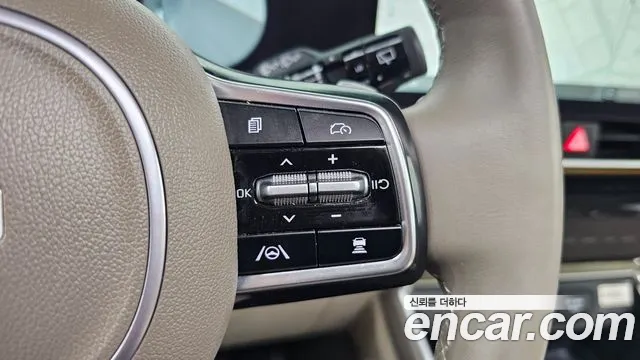 Kia Carnival 2024 thumb 9