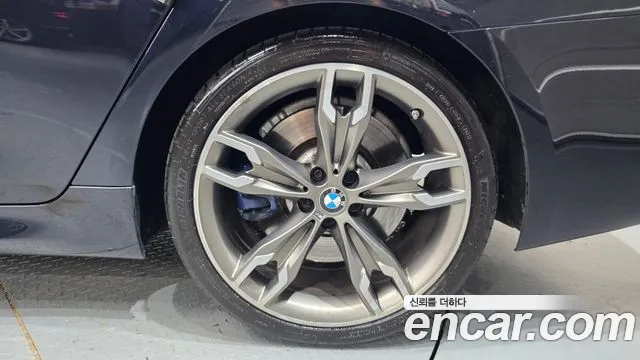 BMW 5 серии 2020 thumb 10
