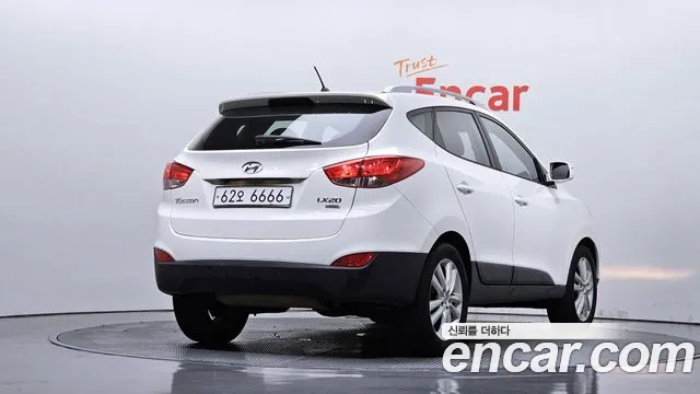 Hyundai Tucson 2010 thumb 11