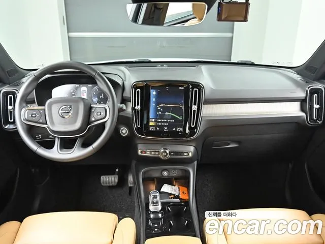 Volvo XC40 2020 thumb 8