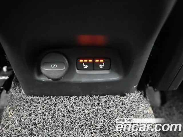 Volvo XC40 2020 thumb 10