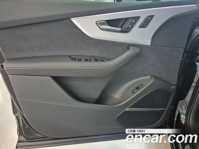 Audi Q7 2026 thumb 6