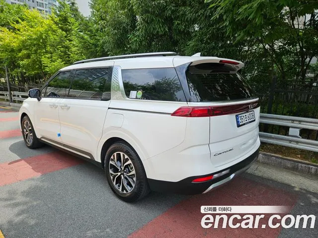 Kia Carnival 2021 thumb 12
