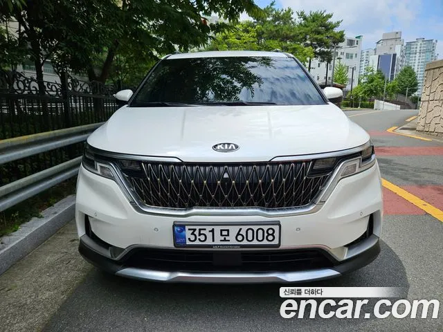 Kia Carnival 2021 thumb 9