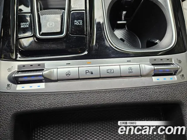 Kia Carnival 2021 thumb 6