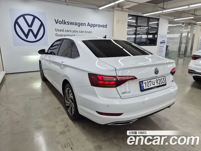Volkswagen Jetta 2020 thumb 7