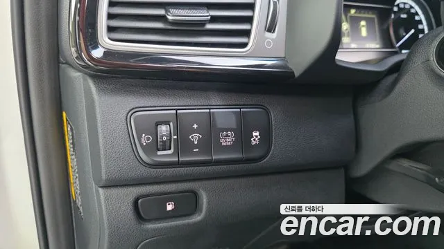 Kia Niro 2017 thumb 4