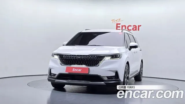 Kia Carnival 2023 thumb 6