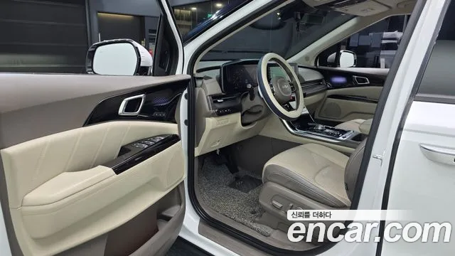 Kia Carnival 2023 thumb 10