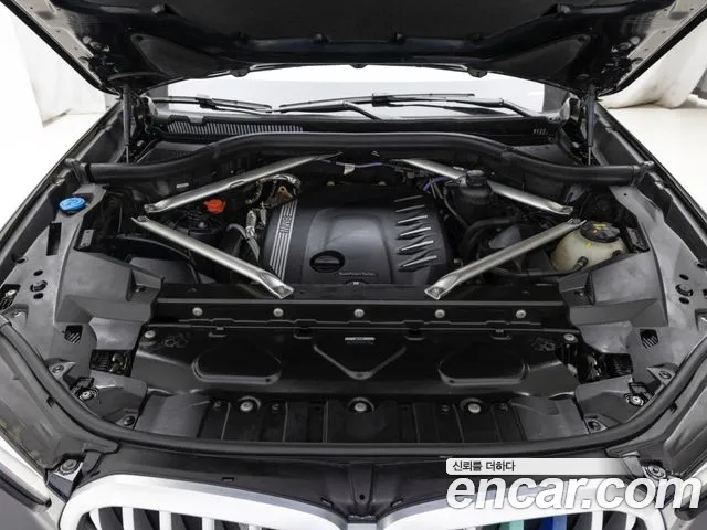 BMW X6 2021 thumb 8