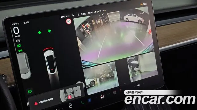 Tesla Model Y 2021 thumb 9