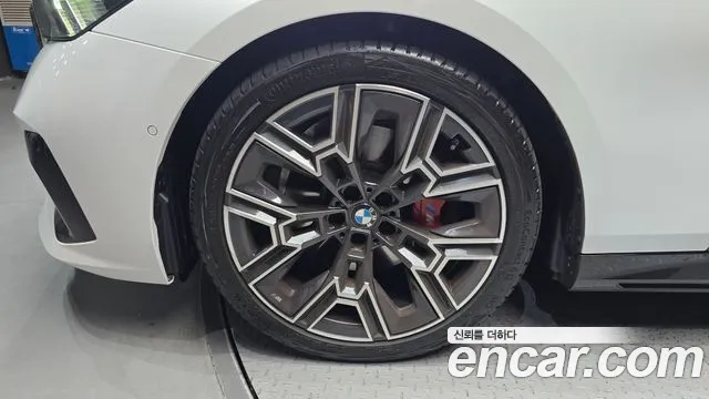 BMW 5 серии 2026 thumb 5