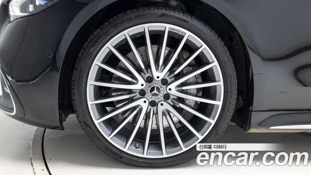 Mercedes-Benz S-Класс 2025 thumb 12
