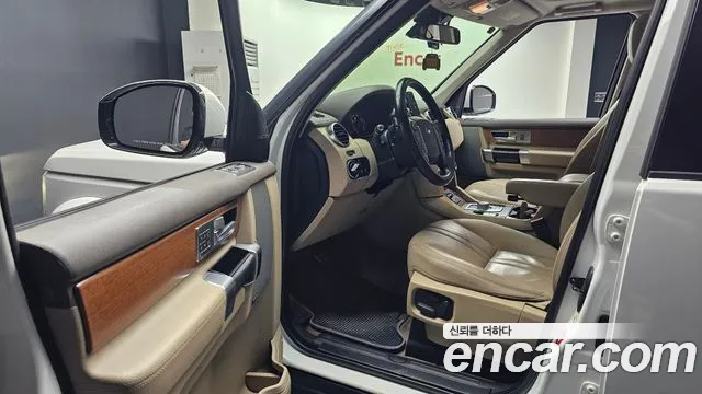 Land Rover Discovery 2016 thumb 6