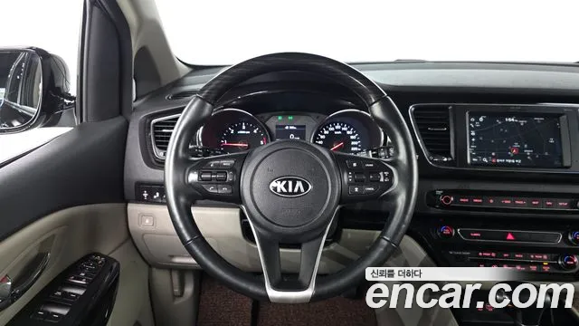 Kia Carnival 2018 thumb 7
