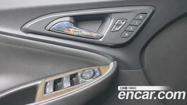 Chevrolet Malibu 2019 thumb 3