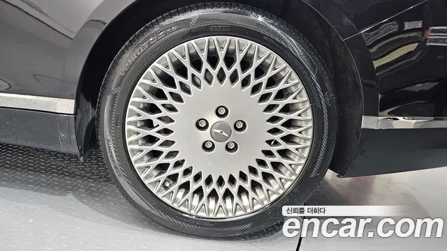 Genesis G80 2020 thumb 2
