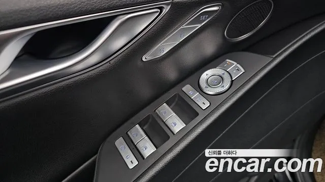 Genesis G80 2020 thumb 3