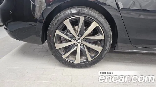 Peugeot 508 2019 thumb 5