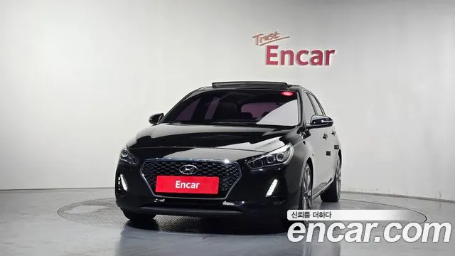 Hyundai i30 2016 thumb 4