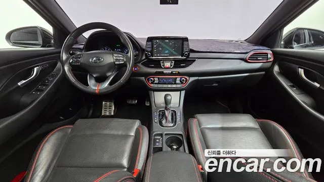 Hyundai i30 2016 thumb 6