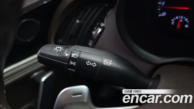 Kia Stinger 2018 thumb 8