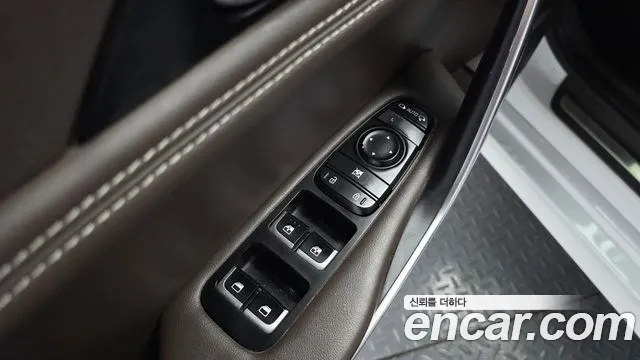Kia Stinger 2018 thumb 5