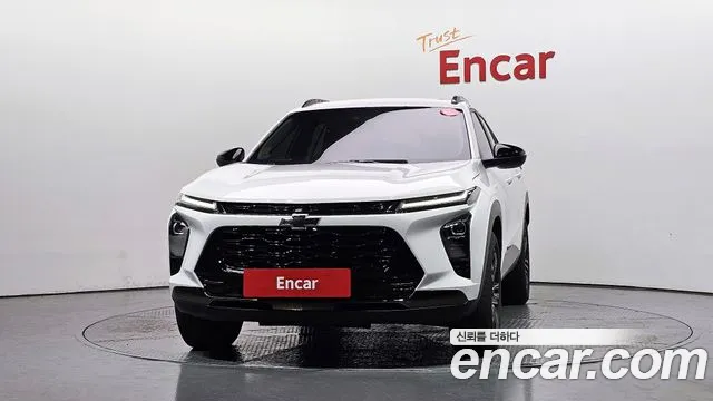 Chevrolet Tracker 2023 thumb 2