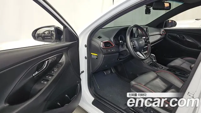 Hyundai i30 2019 thumb 2